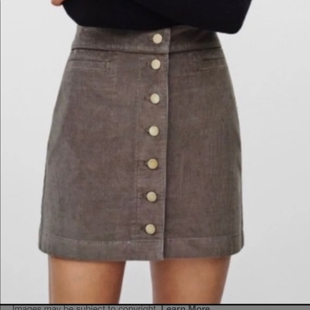 Aritzia Wilfred free corduroy skirt